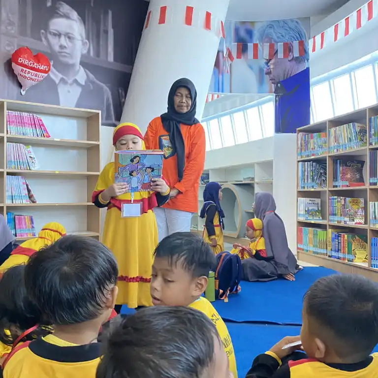 momen keseruan kegiatan di RA Mutiara Islam Kendari | TK Sekolah Playgroup Terbaik di Kendari