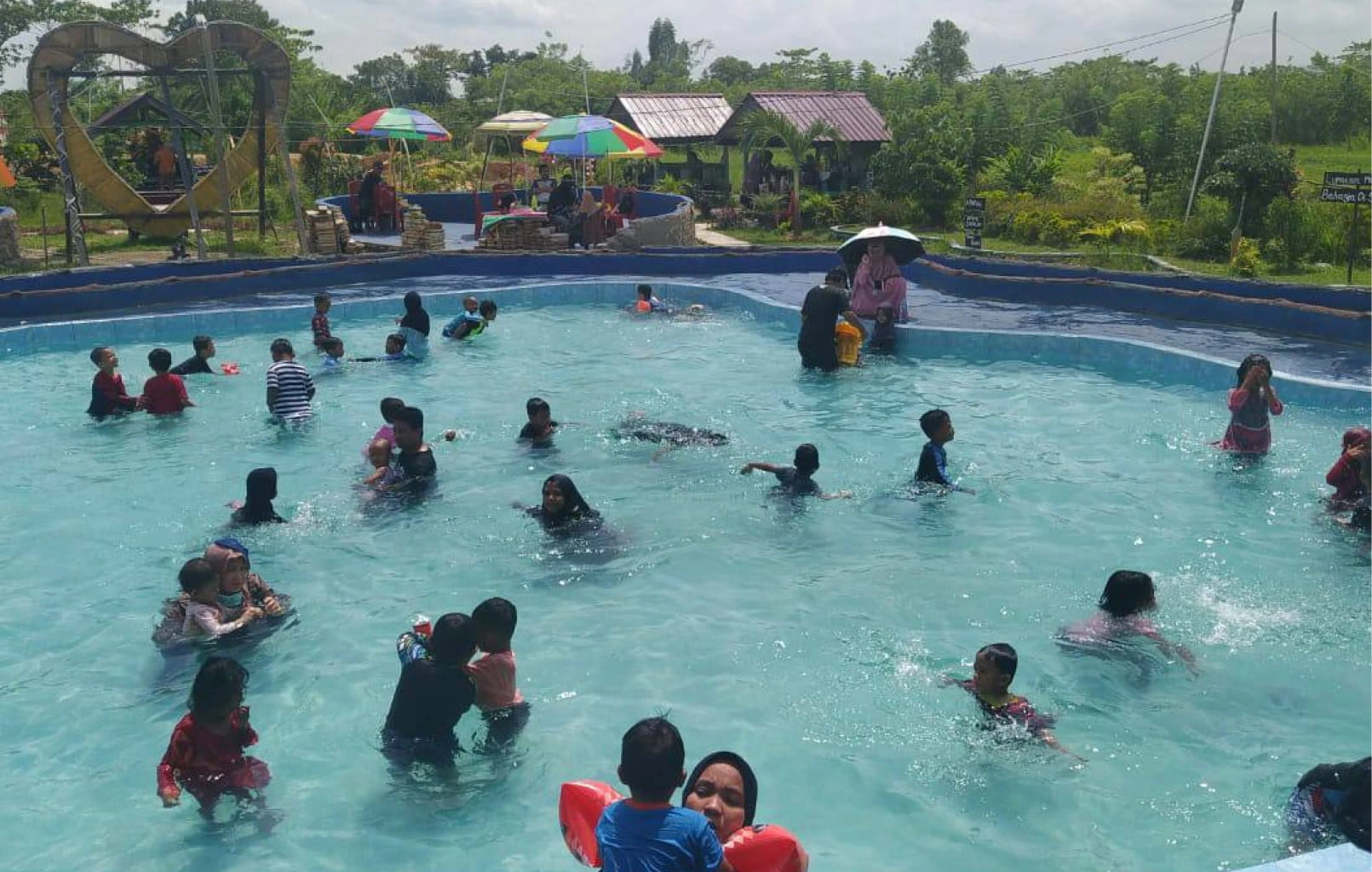 momen keseruan kegiatan di RA Mutiara Islam Kendari | TK Sekolah Playgroup Terbaik di Kendari